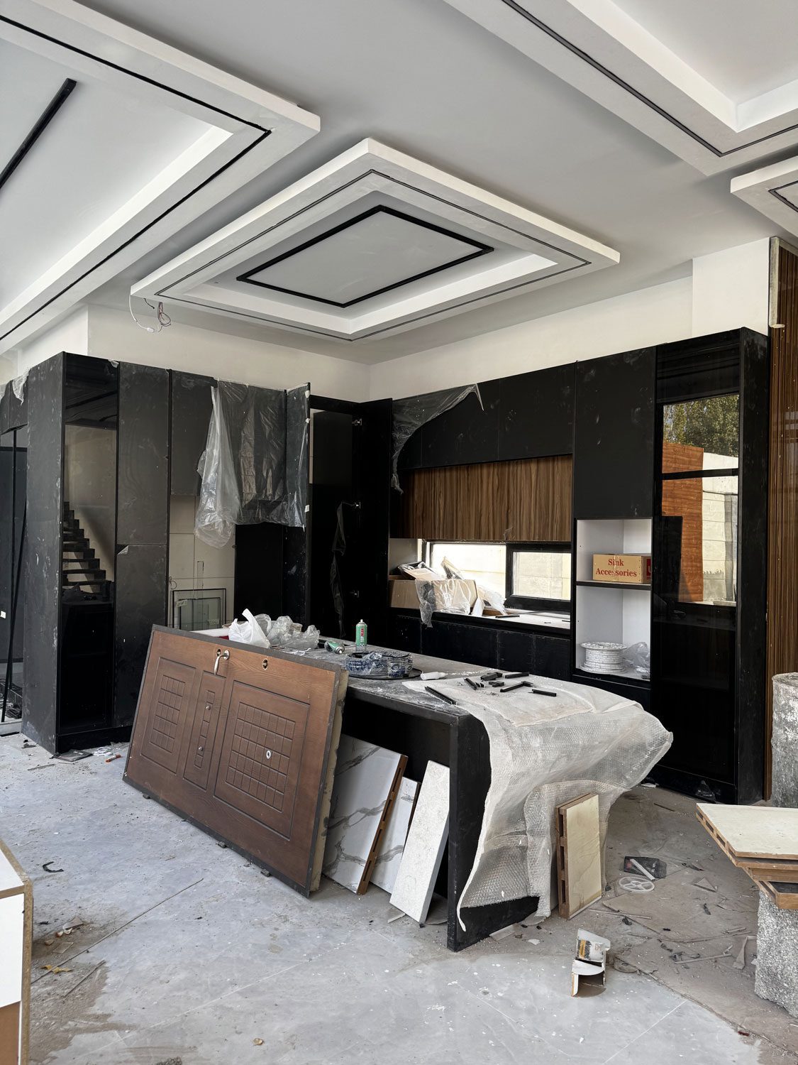 در-حال-اجرای-ویلای-آبتین-5